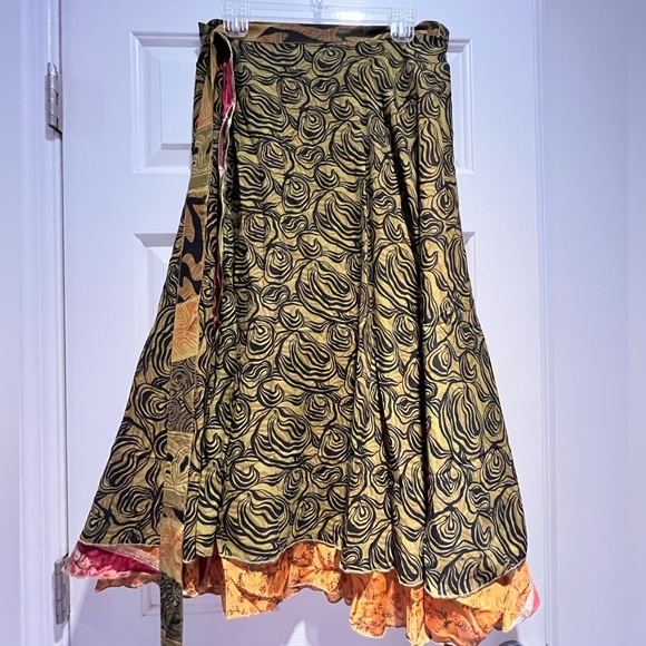 Sari Silk Wrap Skirt - Picture 2 of 7